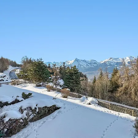 Les Mayens De L'ours - At The Foot Of Piste De L'ours' Slope!
